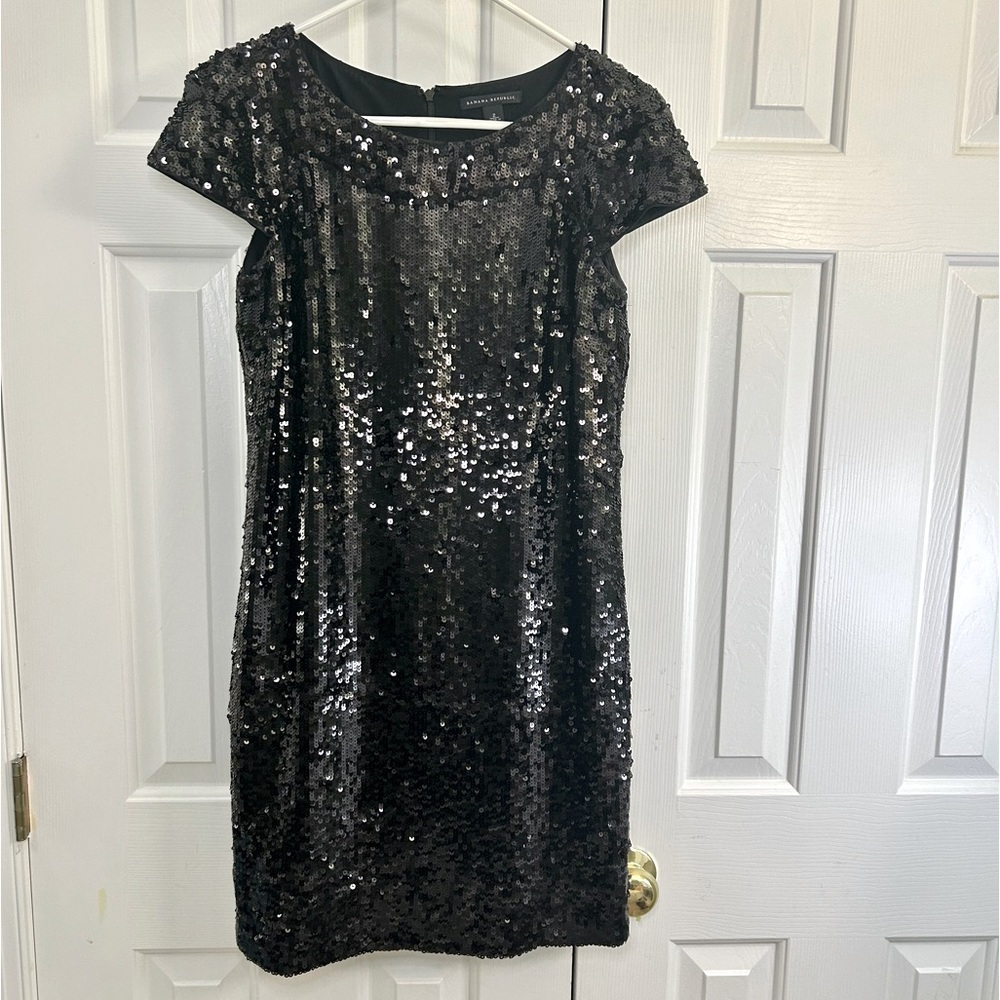 Banana Republic Black All Over Sequin Cap Sleeve Midi Party Dress Size 2